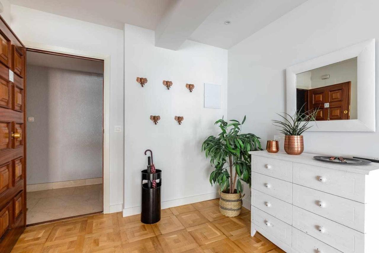 New Amara Suite Friends & Families Parking San Sebastian Bagian luar foto