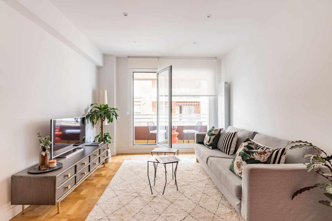 New Amara Suite Friends & Families Parking San Sebastian Bagian luar foto