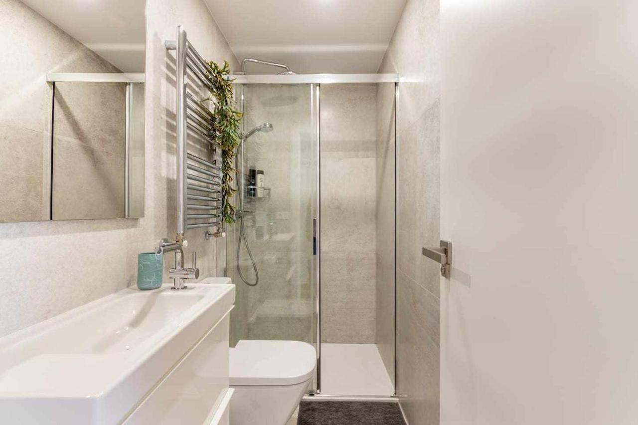 New Amara Suite Friends & Families Parking San Sebastian Bagian luar foto