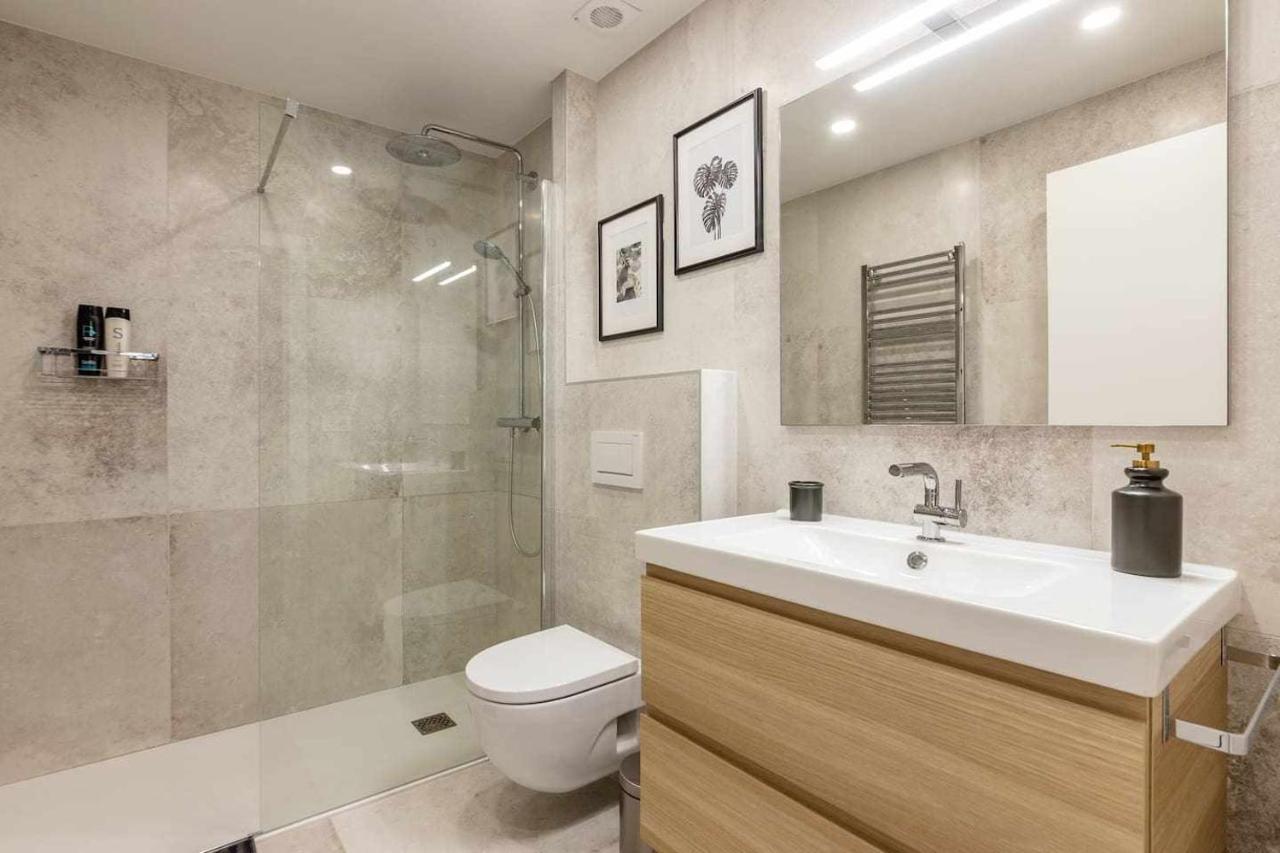 New Amara Suite Friends & Families Parking San Sebastian Bagian luar foto