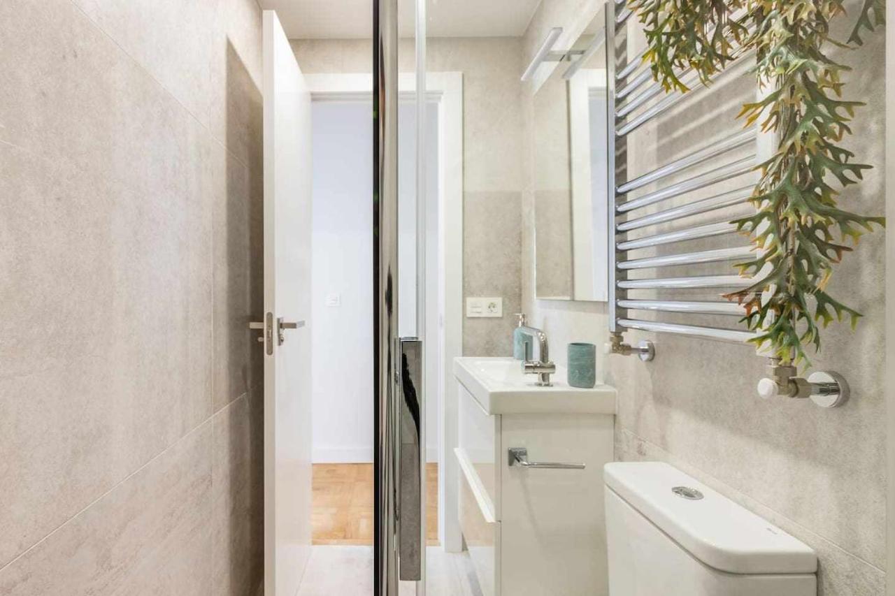 New Amara Suite Friends & Families Parking San Sebastian Bagian luar foto