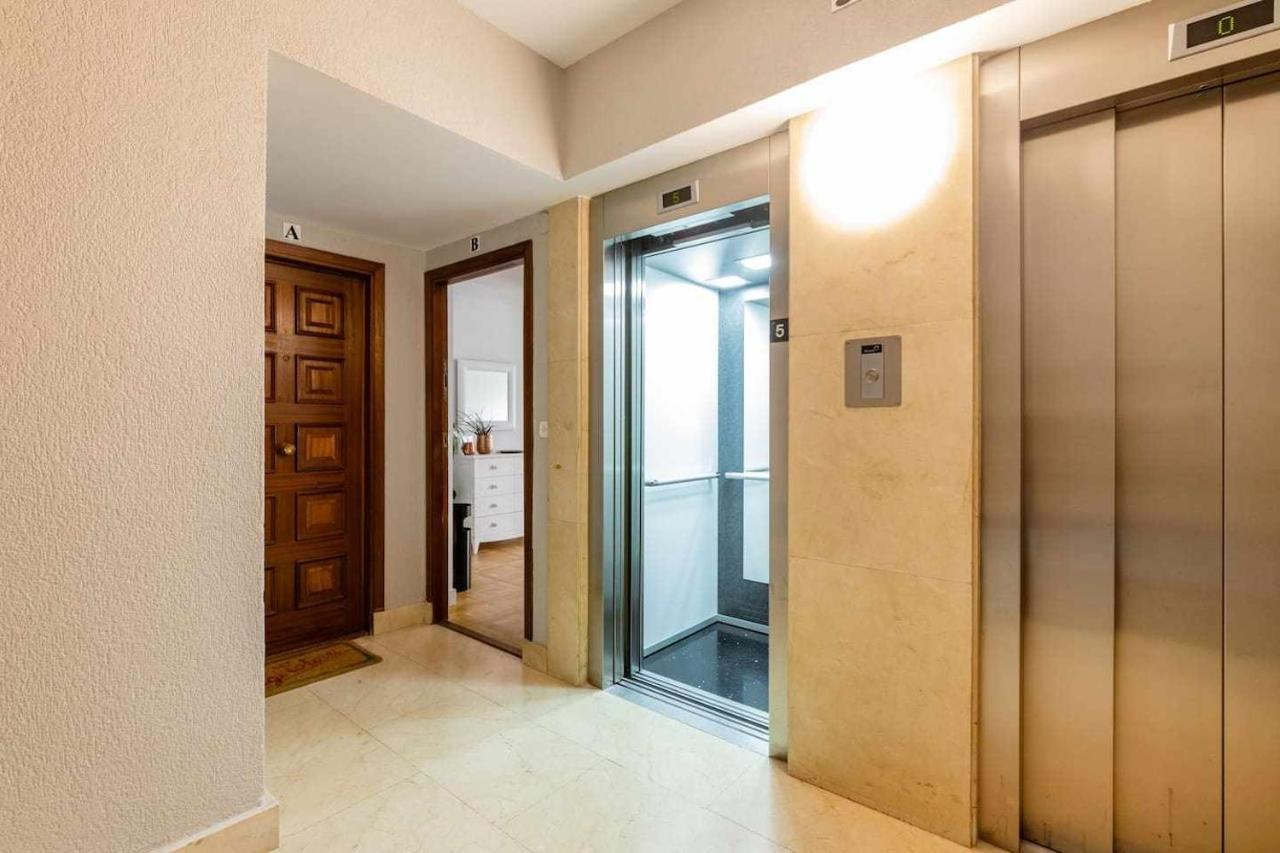 New Amara Suite Friends & Families Parking San Sebastian Bagian luar foto